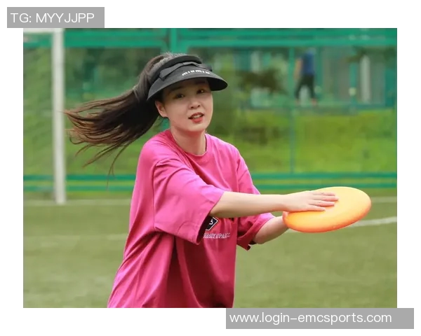 运动达人刘芳独家揭秘飞盘技巧与心得分享助你提升运动水平 运动达人刘芳独家揭秘飞盘技巧与心得分享助你提升运动水平